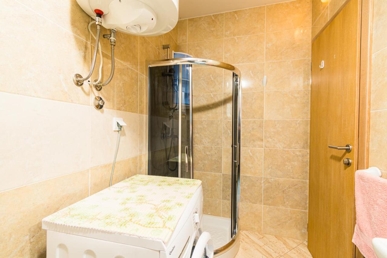 רוביני Lovely House מראה חיצוני תמונה